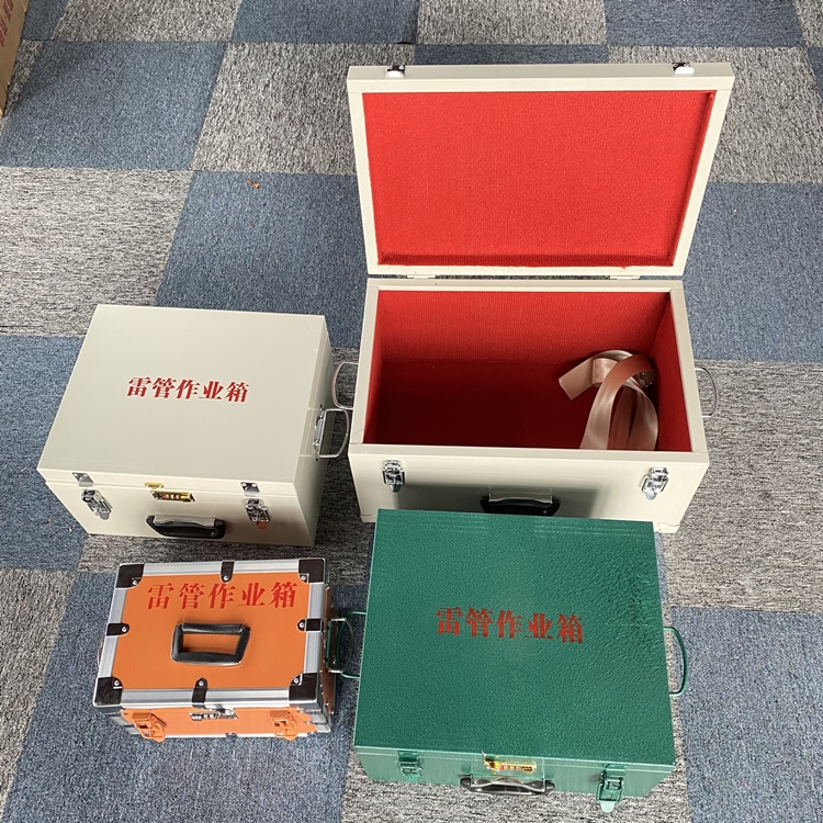 金川爆破工程作业箱如何选择？玻璃钢与传统材质的全面对比